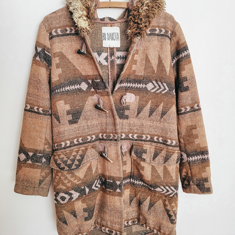 BB Dakota aztec print hooded jacket - Picture 2 of 6